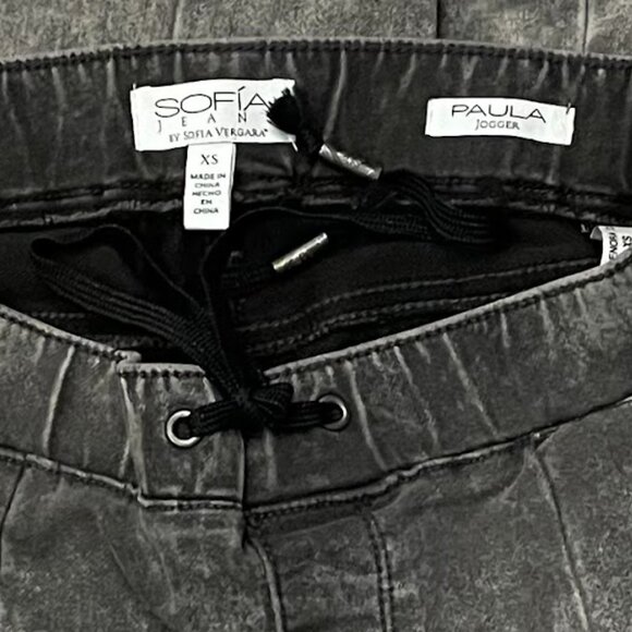 Sophia Vergara's "Paula" Acid Wash Jean Jogger's  Size XS  NWT - Picture 5 of 5